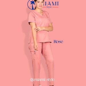 Tenue médicale pour femme rose